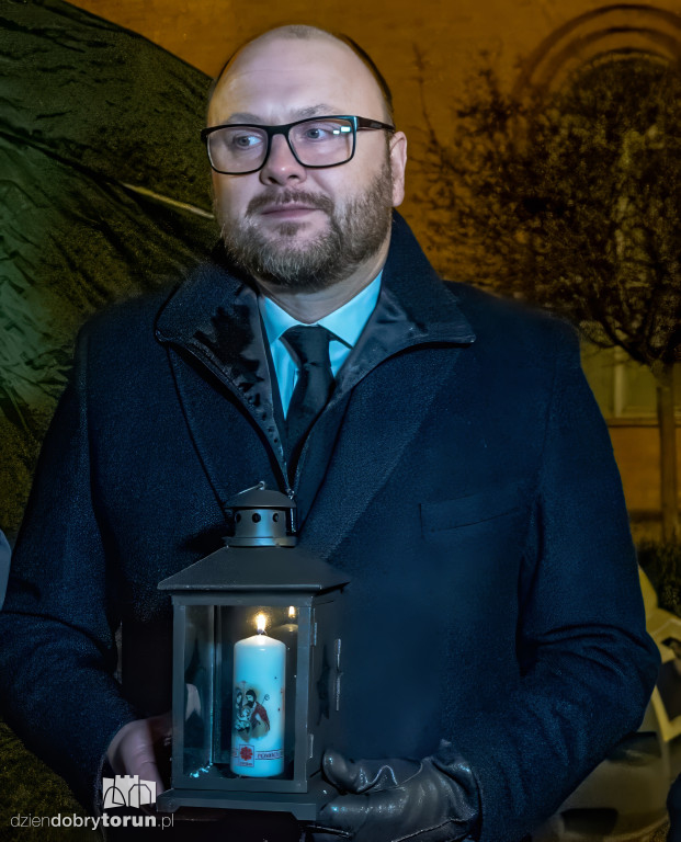 Przekazanie Światła Betlejemskiego w Toruniu