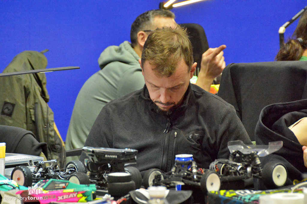 Halowe Mistrzostwa Polski OFF ROAD modeli RC