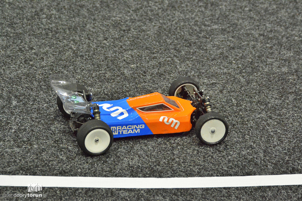 Halowe Mistrzostwa Polski OFF ROAD modeli RC