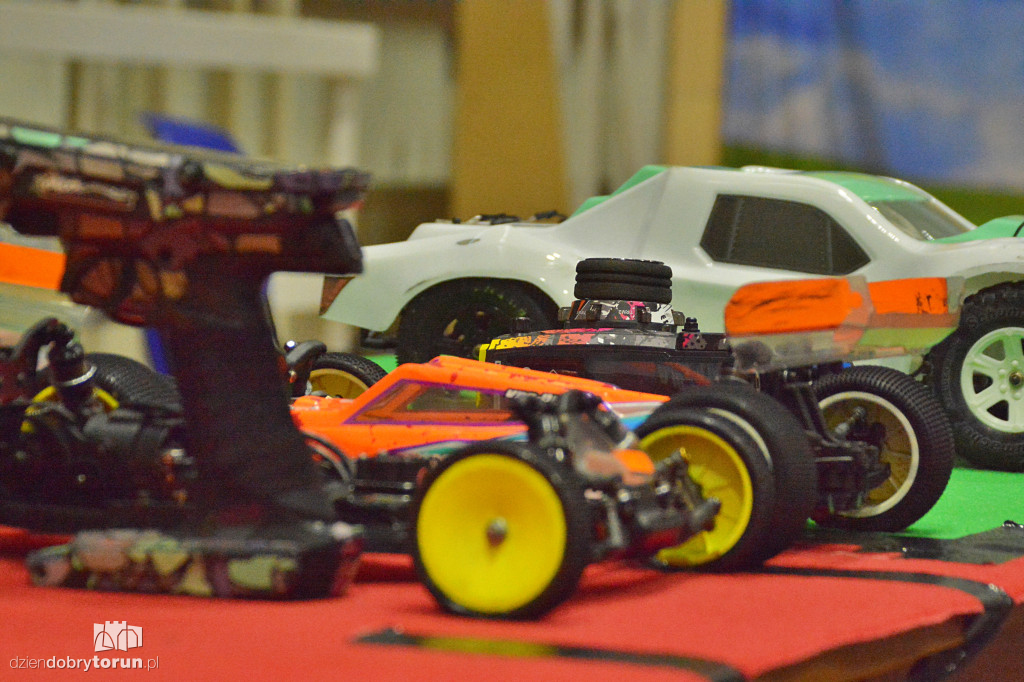 Halowe Mistrzostwa Polski OFF ROAD modeli RC