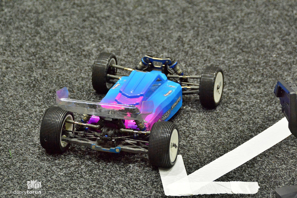 Halowe Mistrzostwa Polski OFF ROAD modeli RC