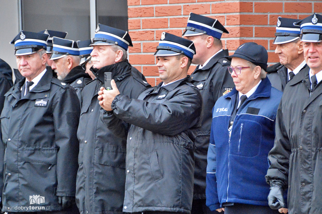 Strażacy ochotnicy odebrali nowe pojazdy