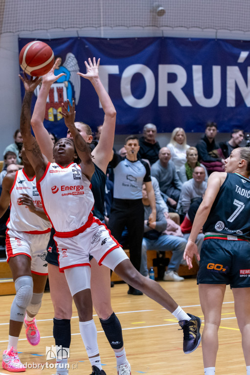 Energa Toruń 69 : 83 MG Zagłębie Sosnowiec