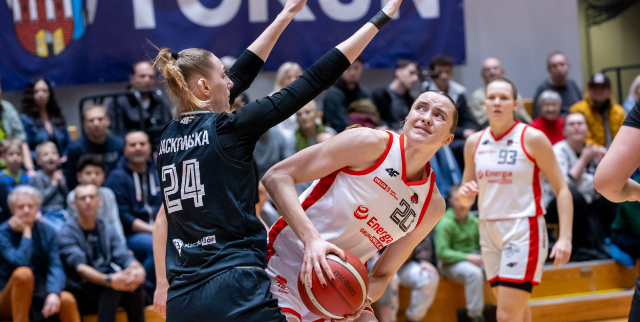 Energa Toruń 69 : 83 MG Zagłębie Sosnowiec