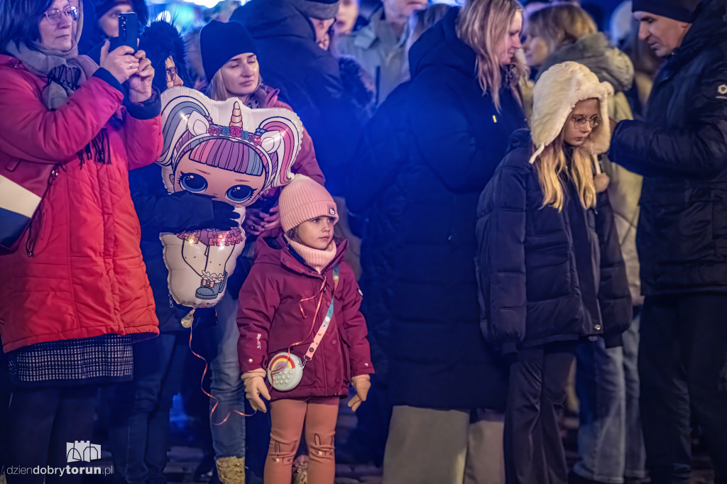 Koncert Sary Pach na Jarmarku Bożonarodzeniowym