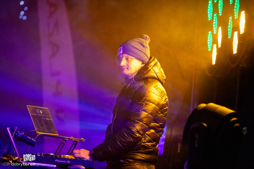 Disco On Ice na lodowisku na Skarpie