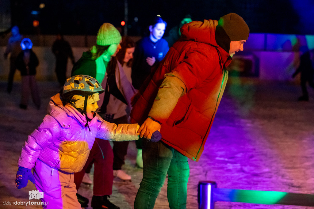 Disco On Ice na lodowisku na Skarpie