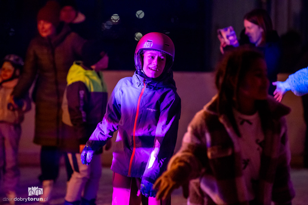 Disco On Ice na lodowisku na Skarpie