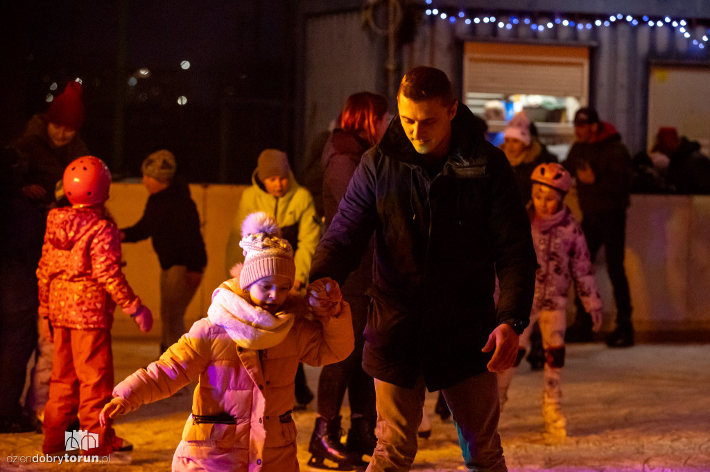 Disco On Ice na lodowisku na Skarpie