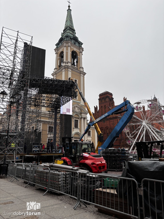 Sylwestrowa scena już prawie gotowa!