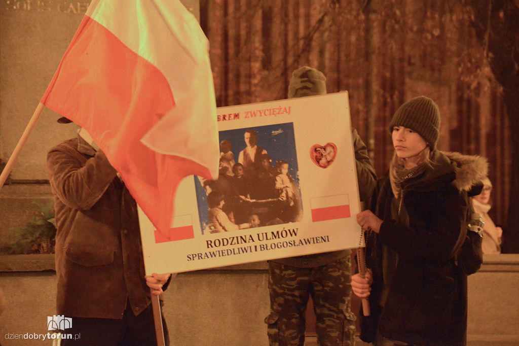 Publiczny Różaniec na toruńskiej starówce