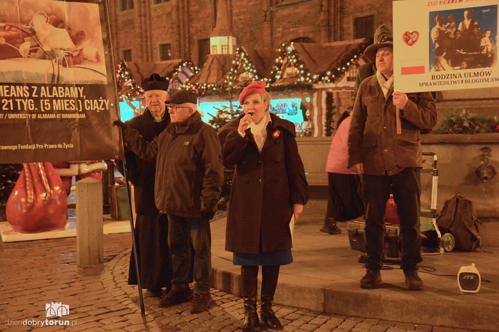 Publiczny Różaniec na toruńskiej starówce