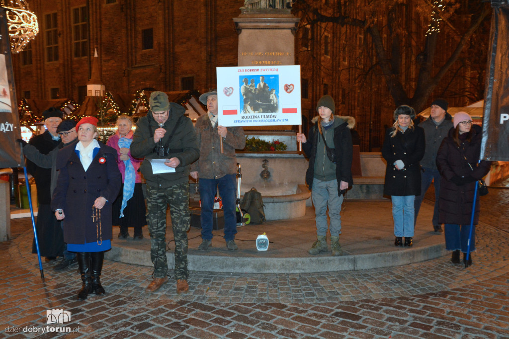 Publiczny Różaniec na toruńskiej starówce