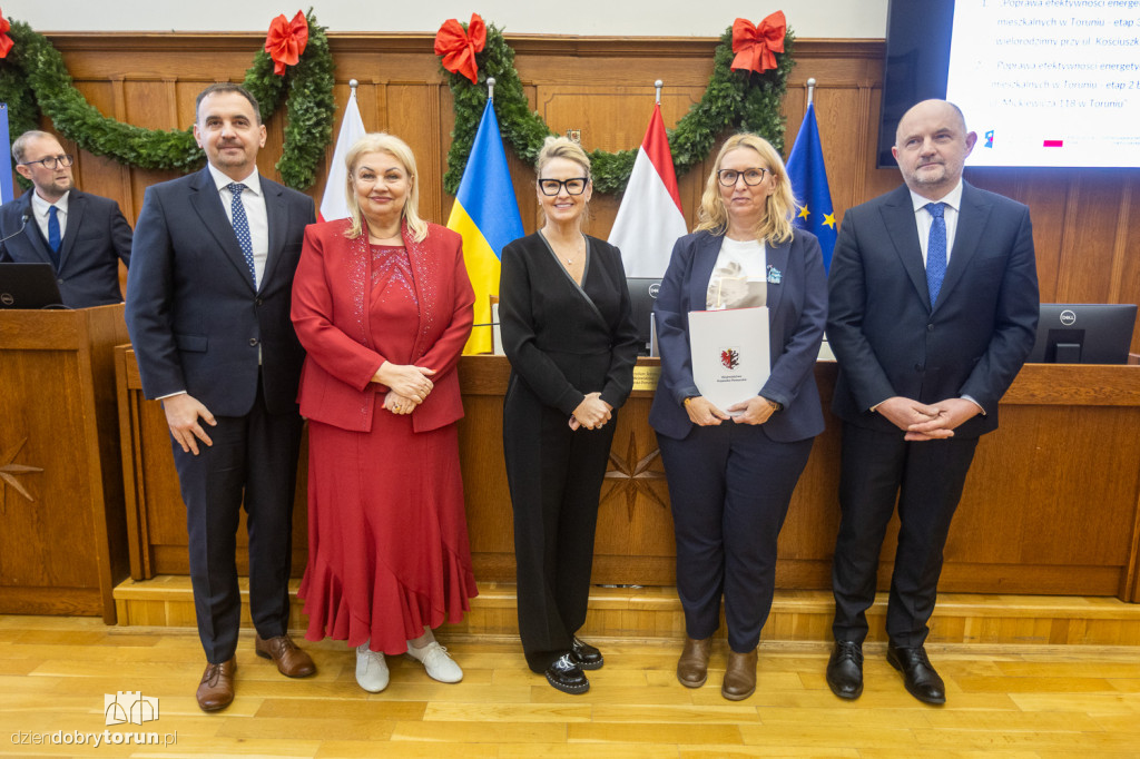 Wręczenie umów w ramach FEdKP