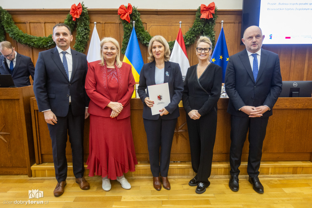 Wręczenie umów w ramach FEdKP