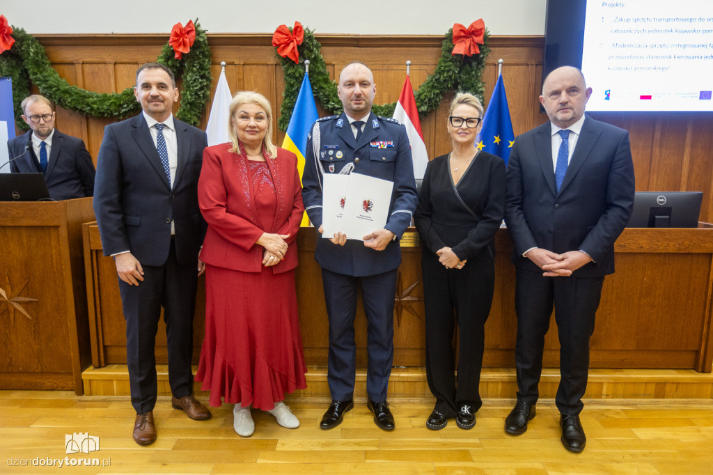 Wręczenie umów w ramach FEdKP