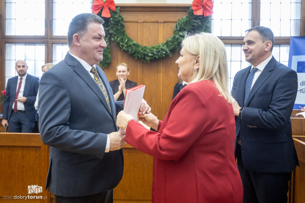 Wręczenie umów w ramach FEdKP