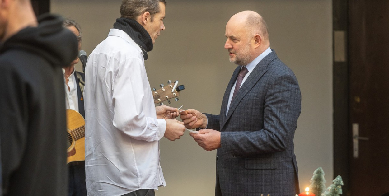 Marszałek spotkał się z bezdomnymi