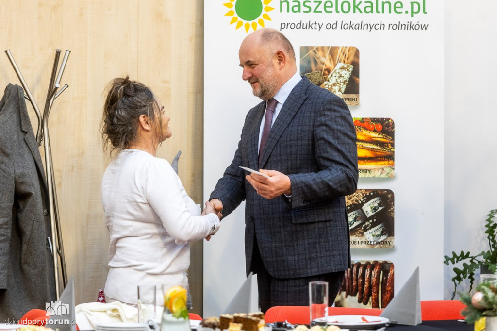 Marszałek spotkał się z bezdomnymi