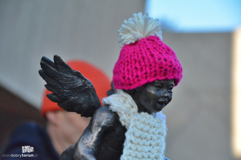 Nowy aniołek przed CKK Jordanki