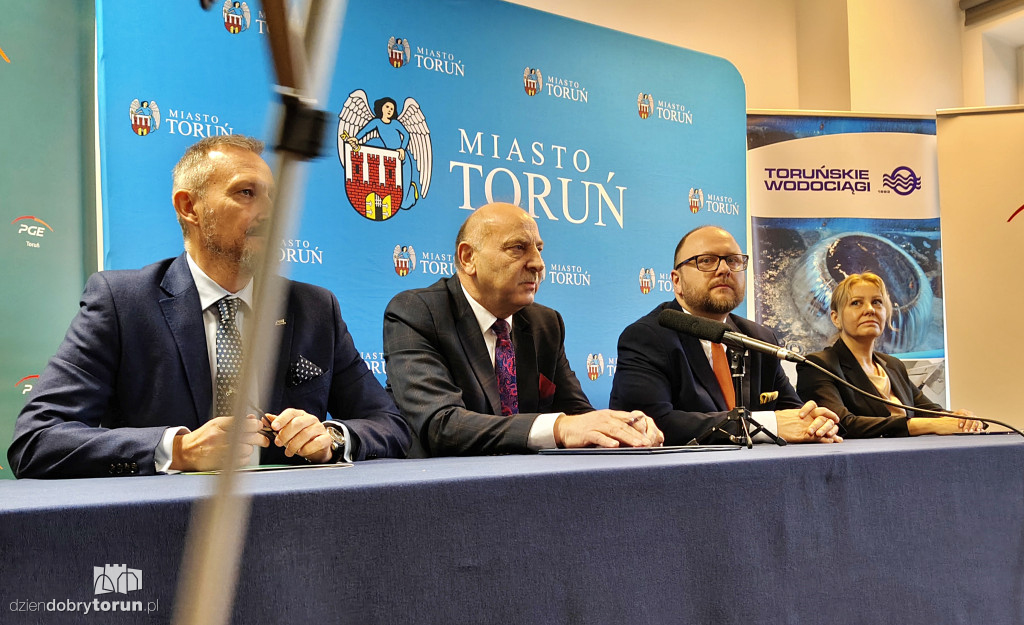 Konferencja prasowa w oczyszczalni ścieków