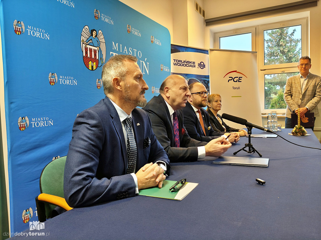 Konferencja prasowa w oczyszczalni ścieków