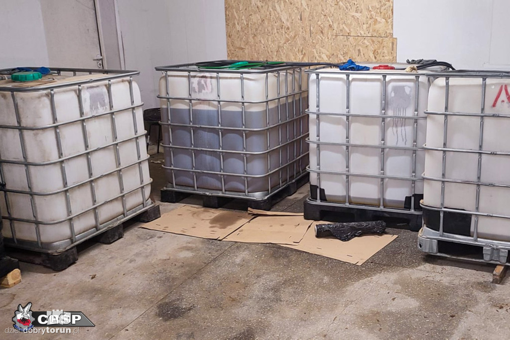 Miliony sztuk papierosów i tony tytoniu