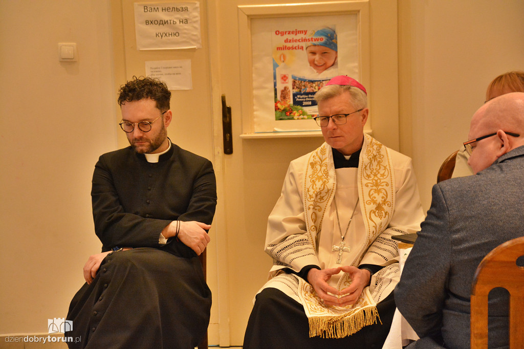 Kolędowanie w Caritas w Przysieku