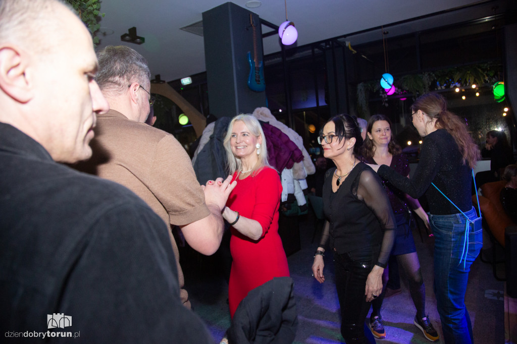 Cekinowy Bal Karnawałowy w 737 Flight Club