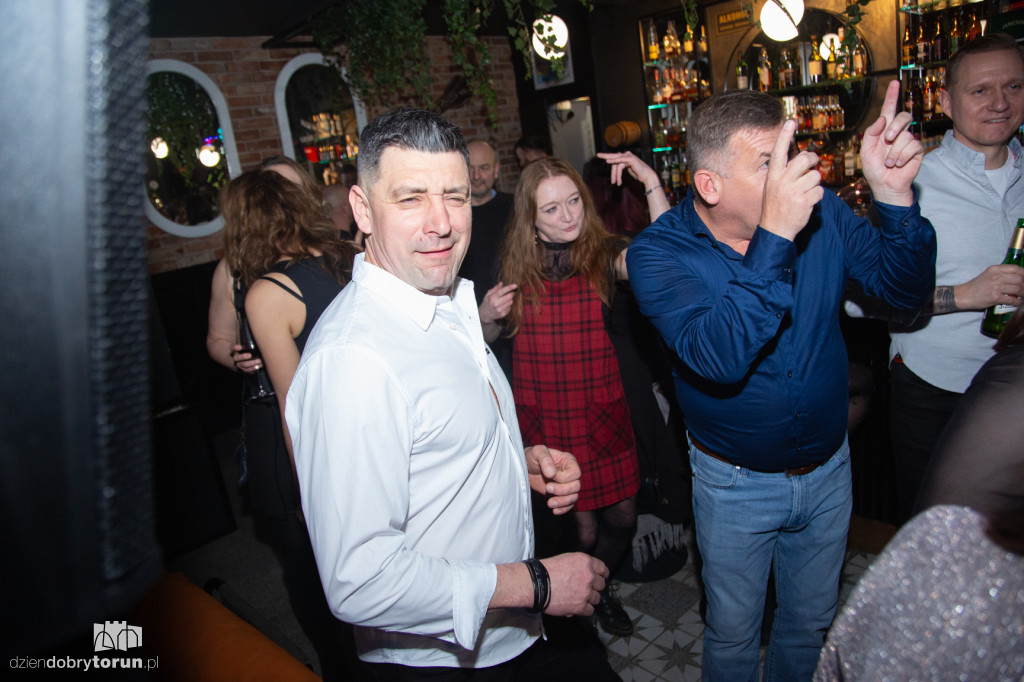 Cekinowy Bal Karnawałowy w 737 Flight Club