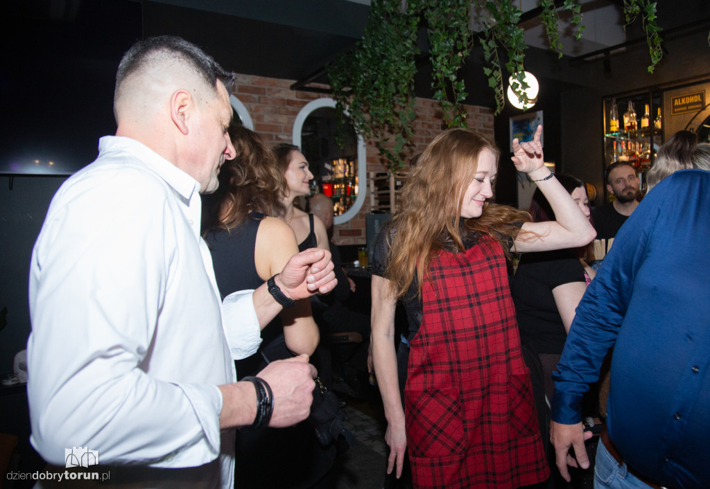 Cekinowy Bal Karnawałowy w 737 Flight Club