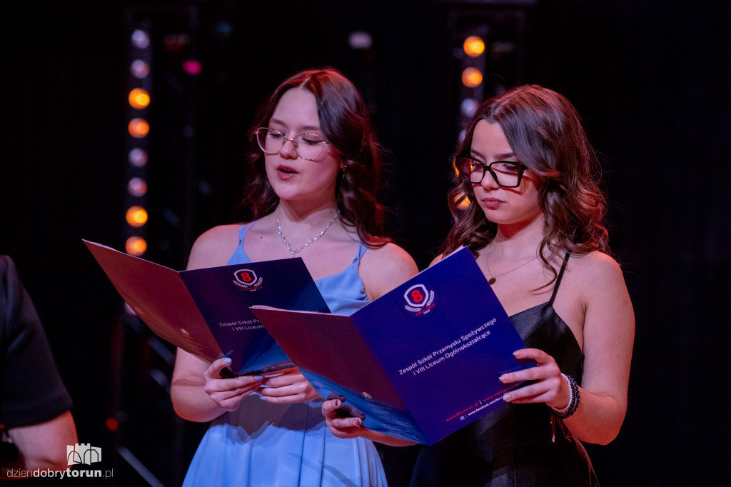 Studniówka VIII LO i ZSPS w CKK Jordanki