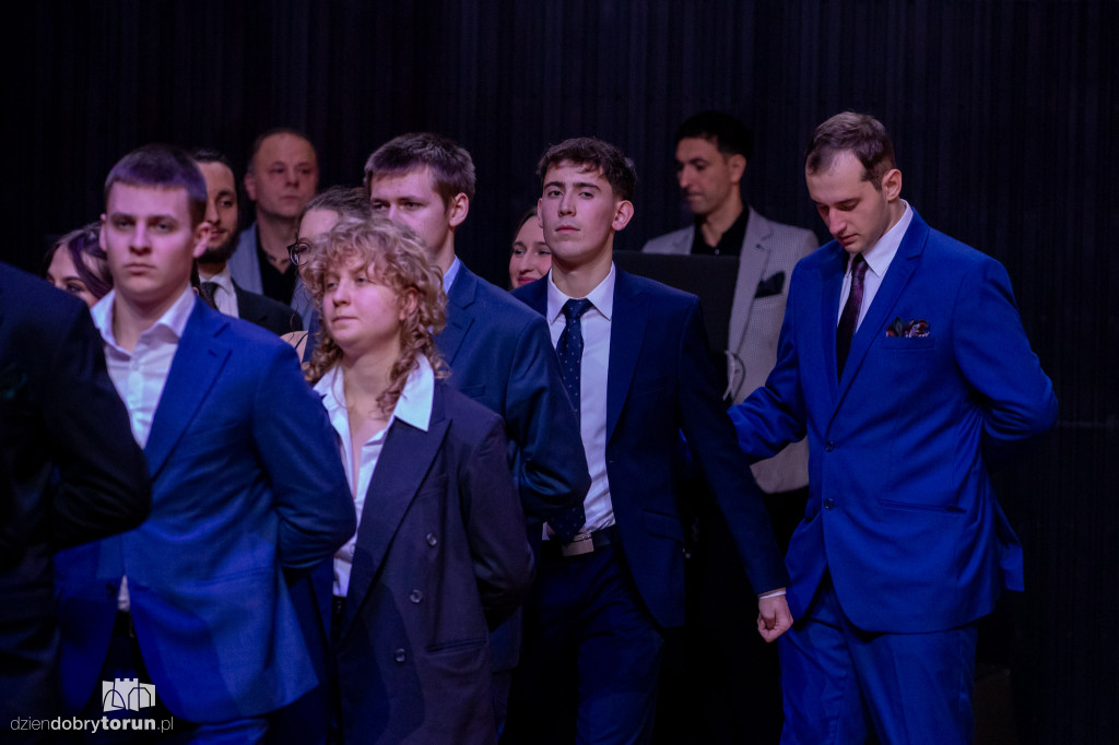 Studniówka VIII LO i ZSPS w CKK Jordanki