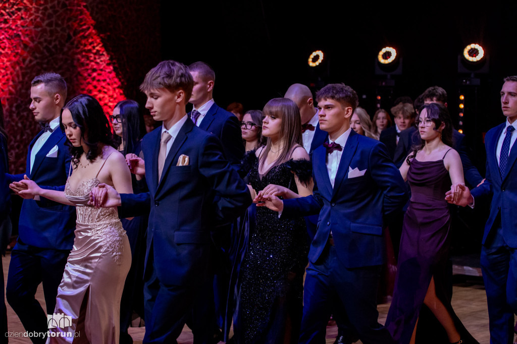 Studniówka VIII LO i ZSPS w CKK Jordanki