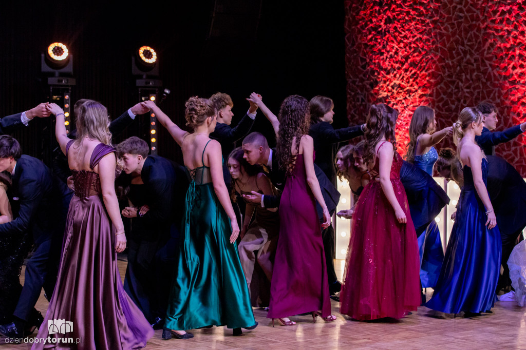 Studniówka VIII LO i ZSPS w CKK Jordanki