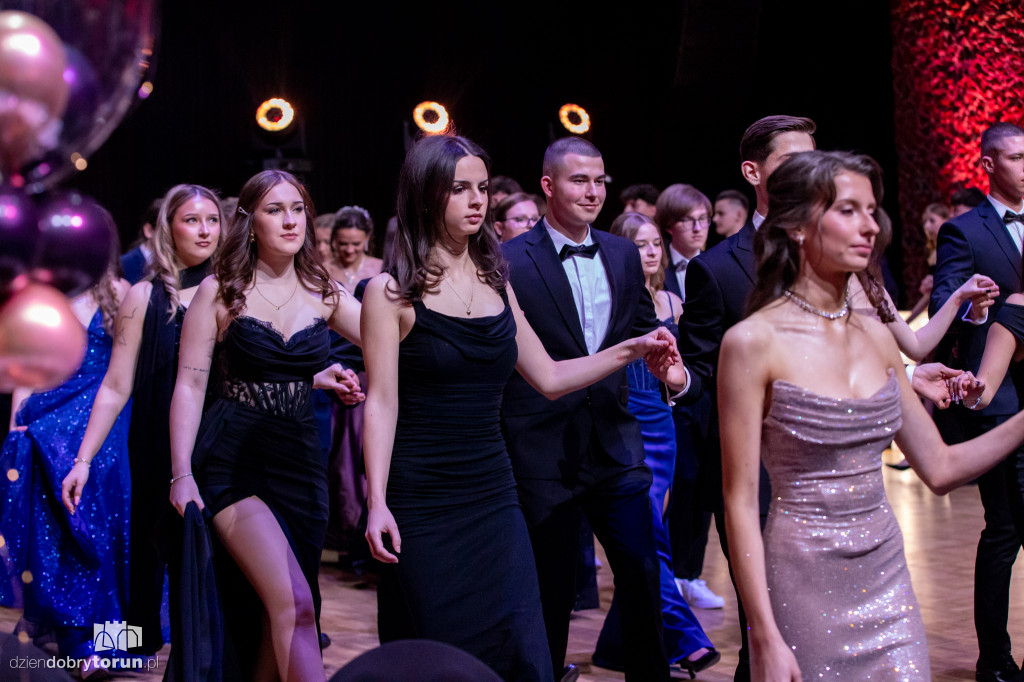 Studniówka VIII LO i ZSPS w CKK Jordanki