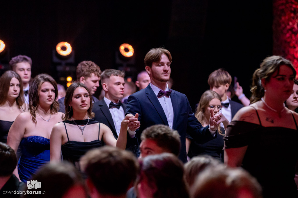 Studniówka VIII LO i ZSPS w CKK Jordanki