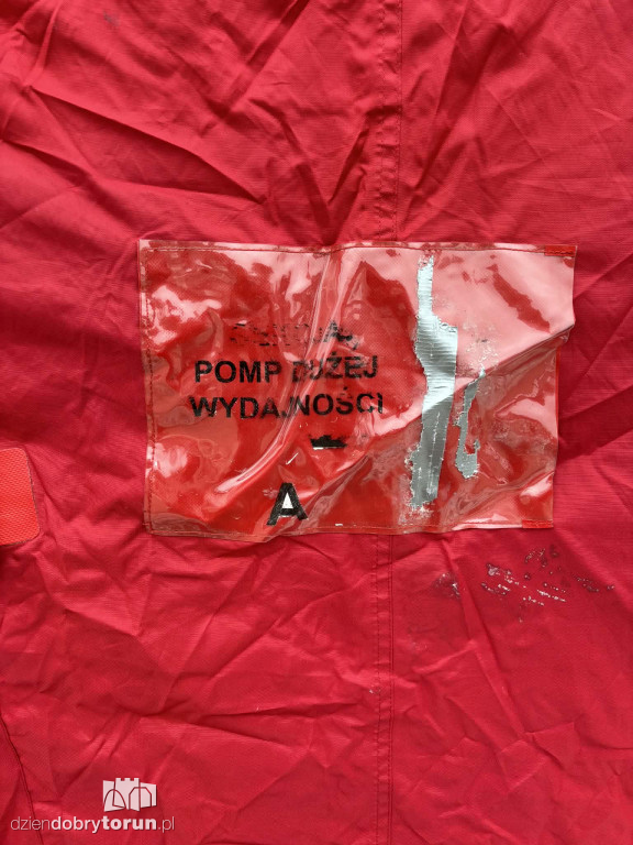 Namioty grzewcze przy przystankach