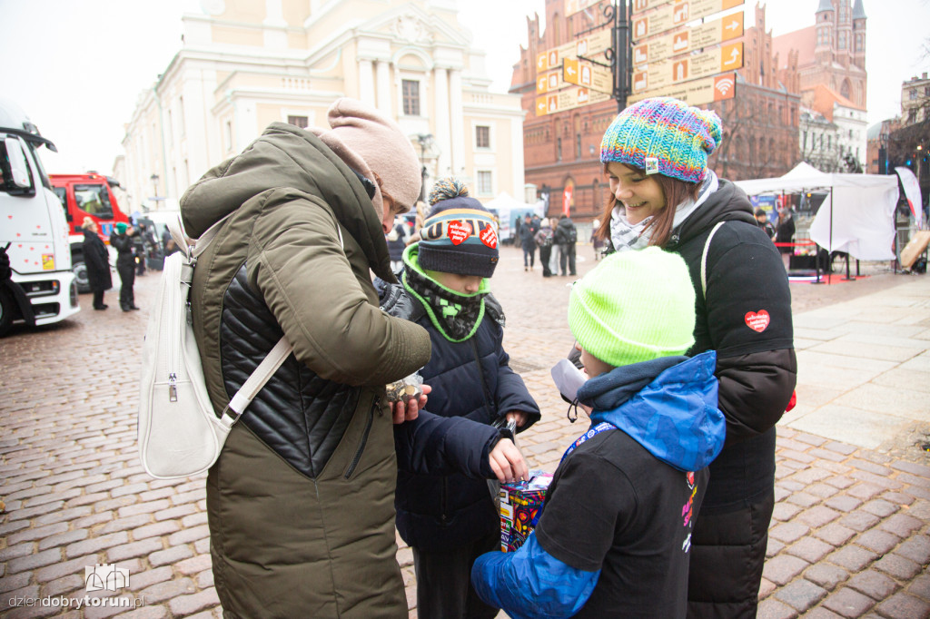 34. Finał WOŚP - wolontariusze na ulicach Torunia