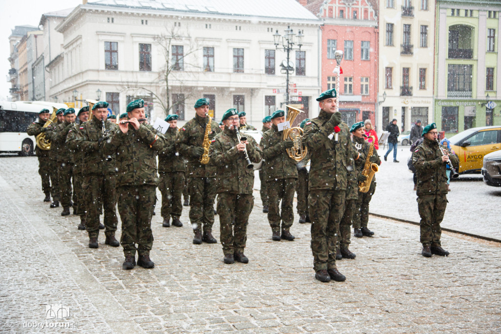 34. Finał WOŚP - przemarsz orkiestry