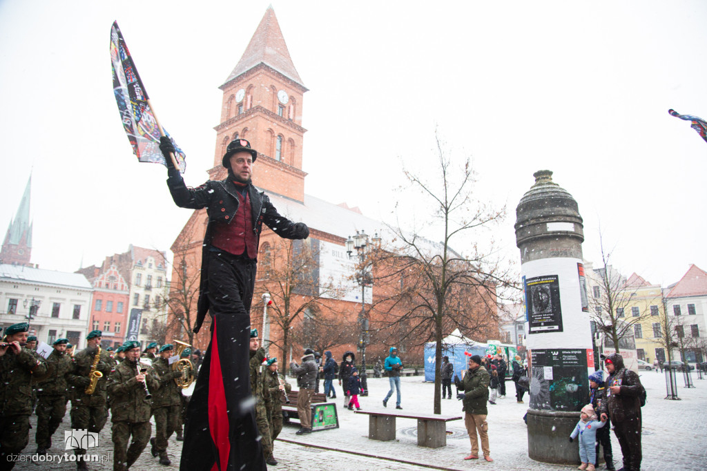 34. Finał WOŚP - przemarsz orkiestry