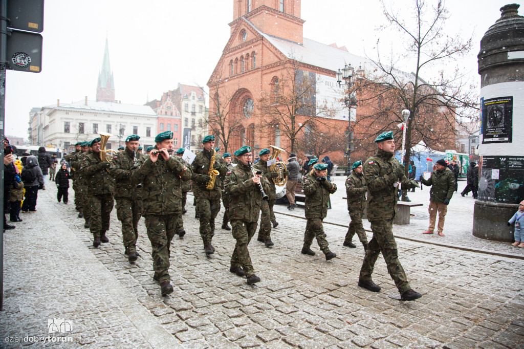 34. Finał WOŚP - przemarsz orkiestry