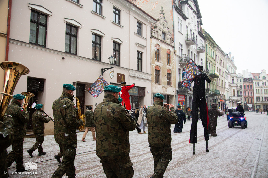 34. Finał WOŚP - przemarsz orkiestry