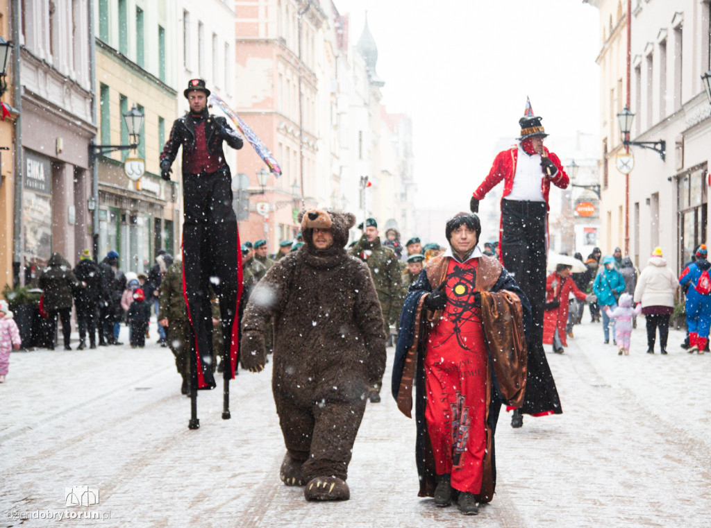 34. Finał WOŚP - przemarsz orkiestry
