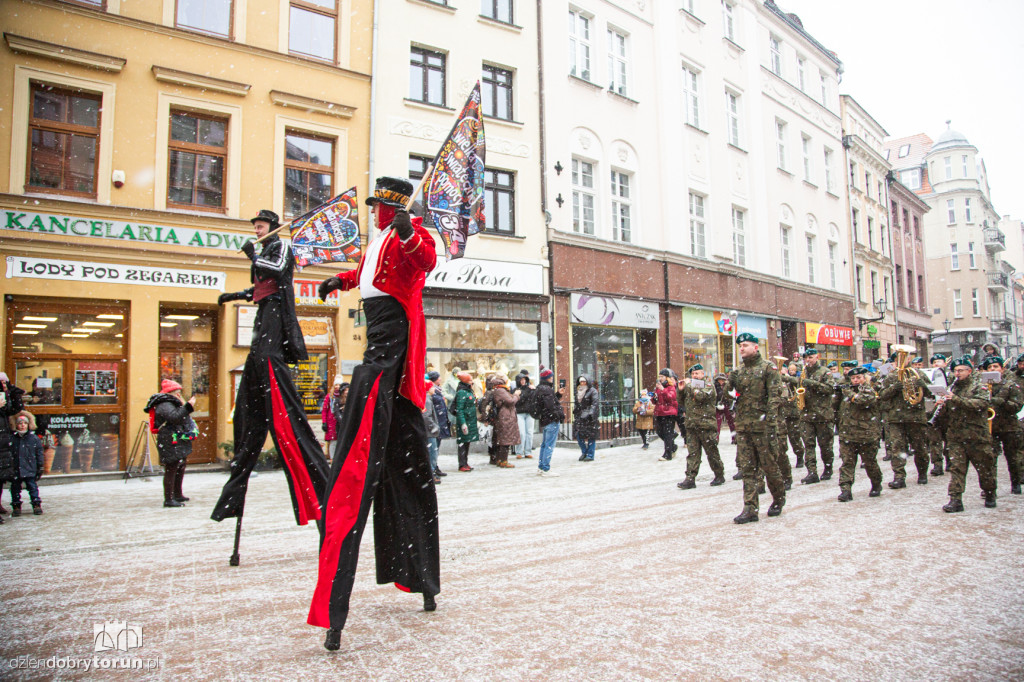 34. Finał WOŚP - przemarsz orkiestry