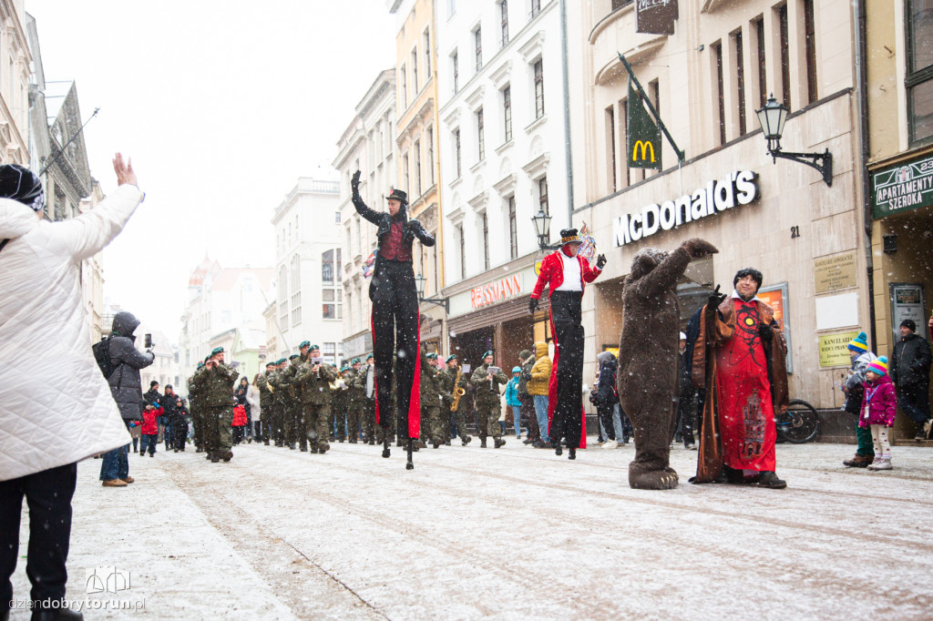 34. Finał WOŚP - przemarsz orkiestry