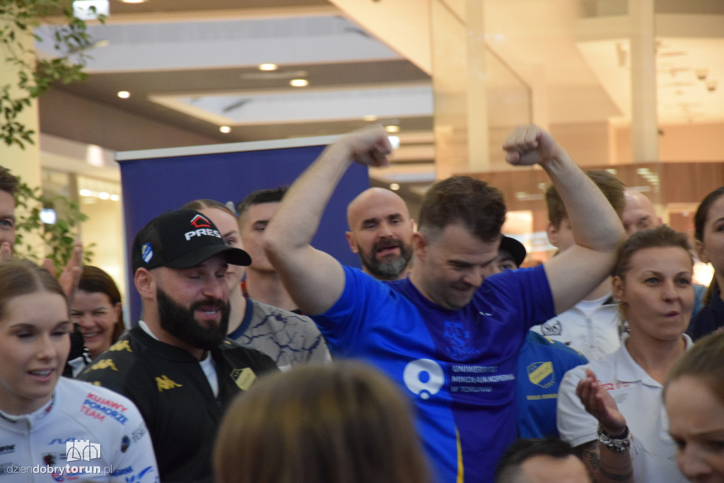 Toruń wiosłuje dla WOŚP