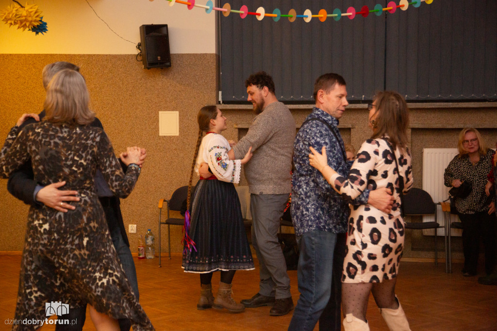 Potańcówka karnawałowa z kapelą Słodkie Fascynacje