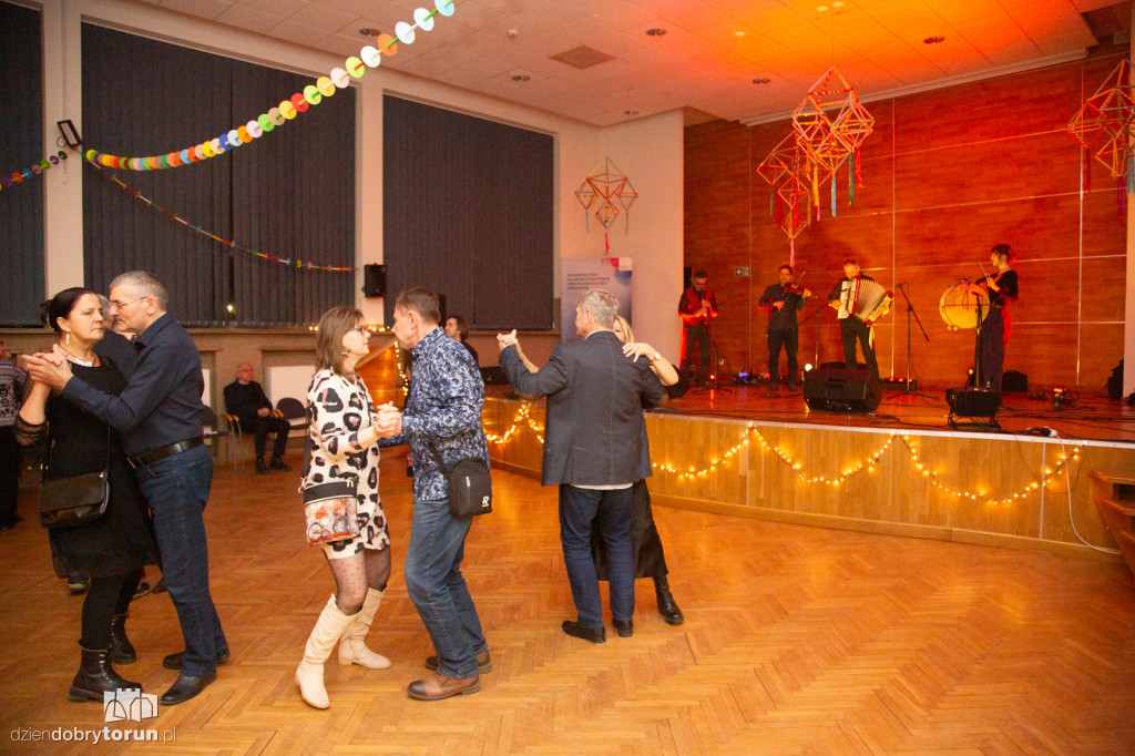 Potańcówka karnawałowa z kapelą Słodkie Fascynacje