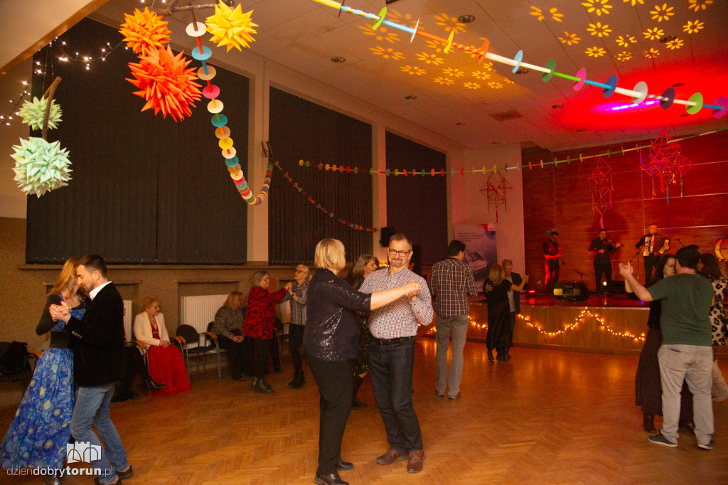 Potańcówka karnawałowa z kapelą Słodkie Fascynacje